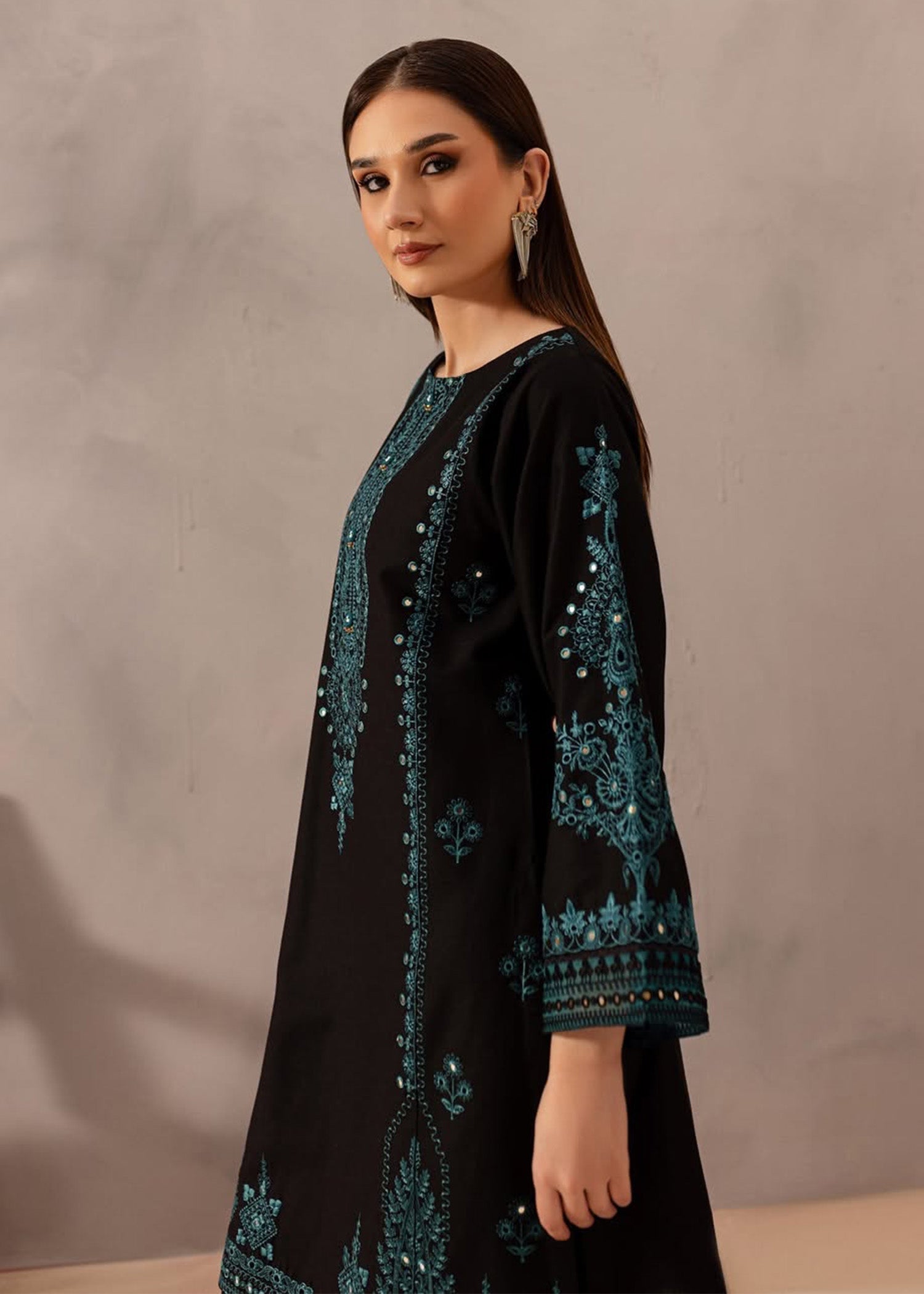 🌸 NEW ARDHANAK COLLECTION 2025/2026 🌸 Premium Air-Jet Dhanak 2-Piece Embroidered Unstitched Suit FBL