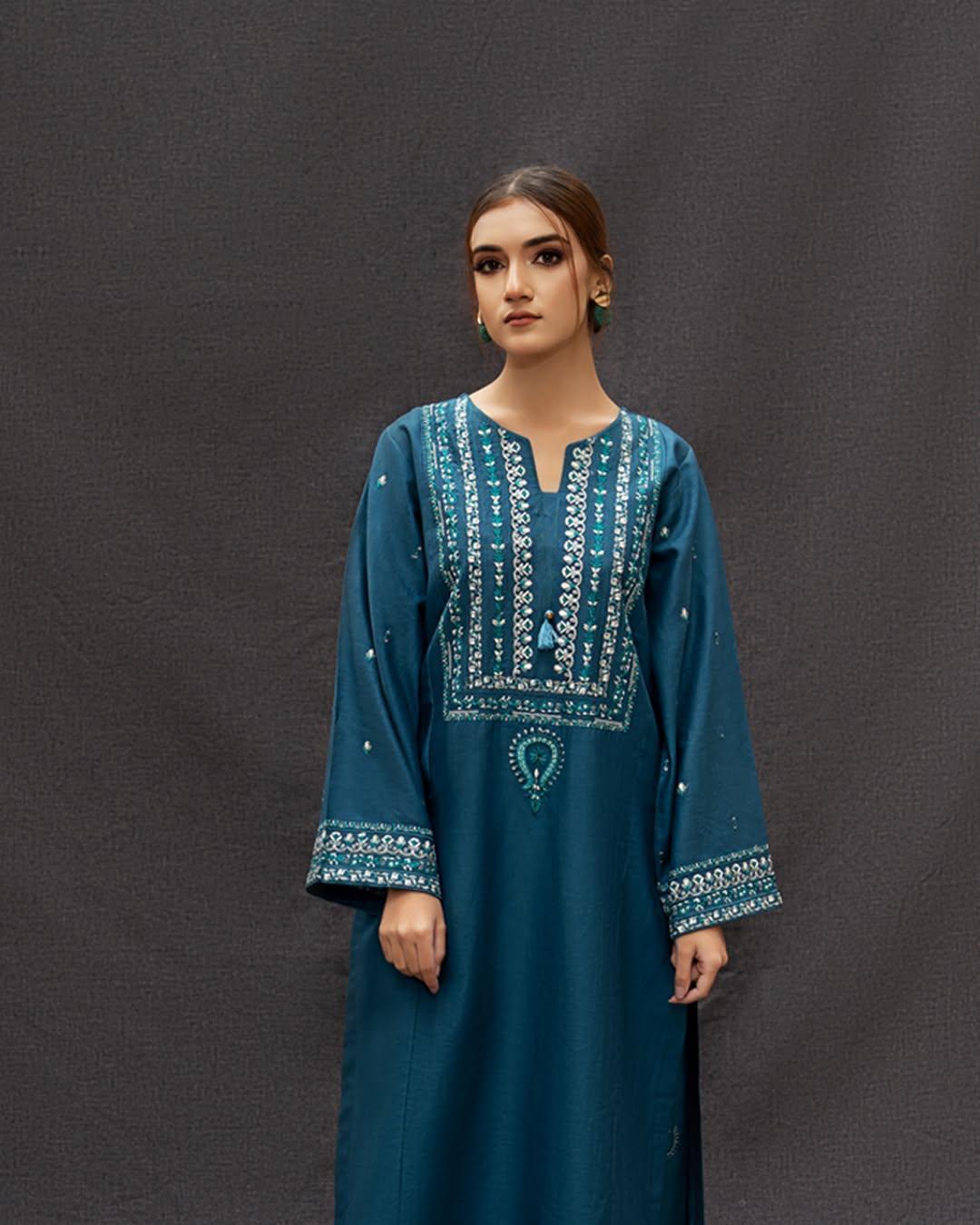 Embroidered Lawn 2-Piece Suit – Blue