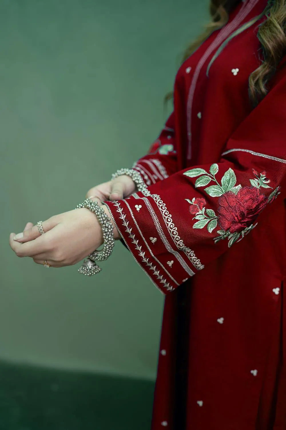 Dhanak Embroidered 2-Piece Unstitched Suit – Maroon