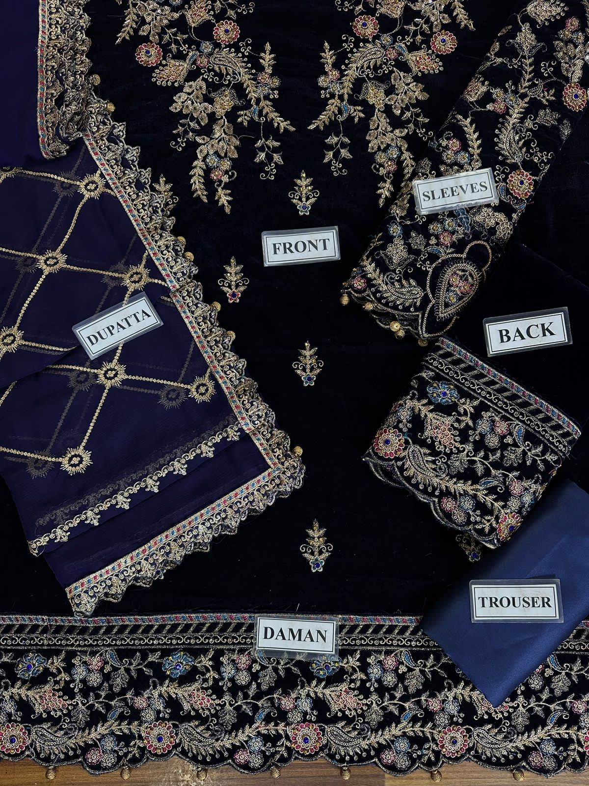 BRAND:EMAN ADEEL velvet embroiderd hand emblished luxury unstitched 3pc✓MR