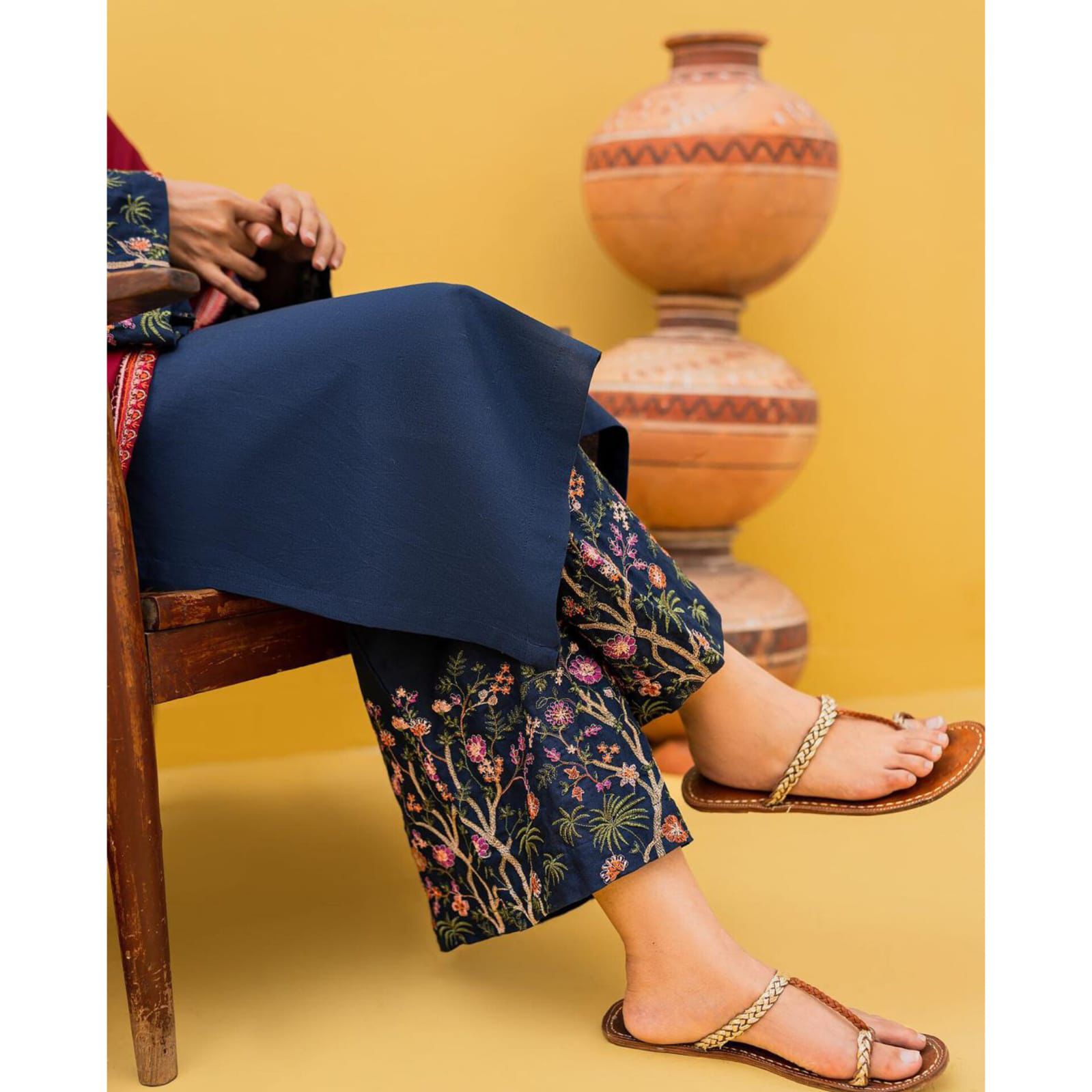 KASTOOR – Premium Air-Jet Dhanak 3PC Luxury Embroidered Suit FBL