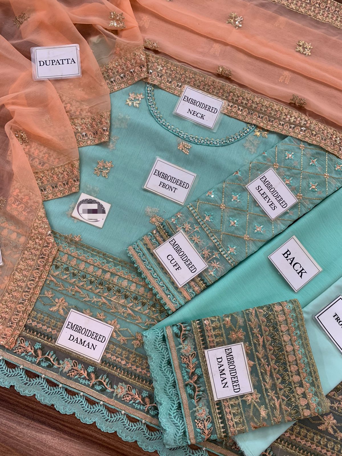 Brand: XENIA Chiffon 2025–2026 Luxury Unstitched 3-Piece Suit FBL