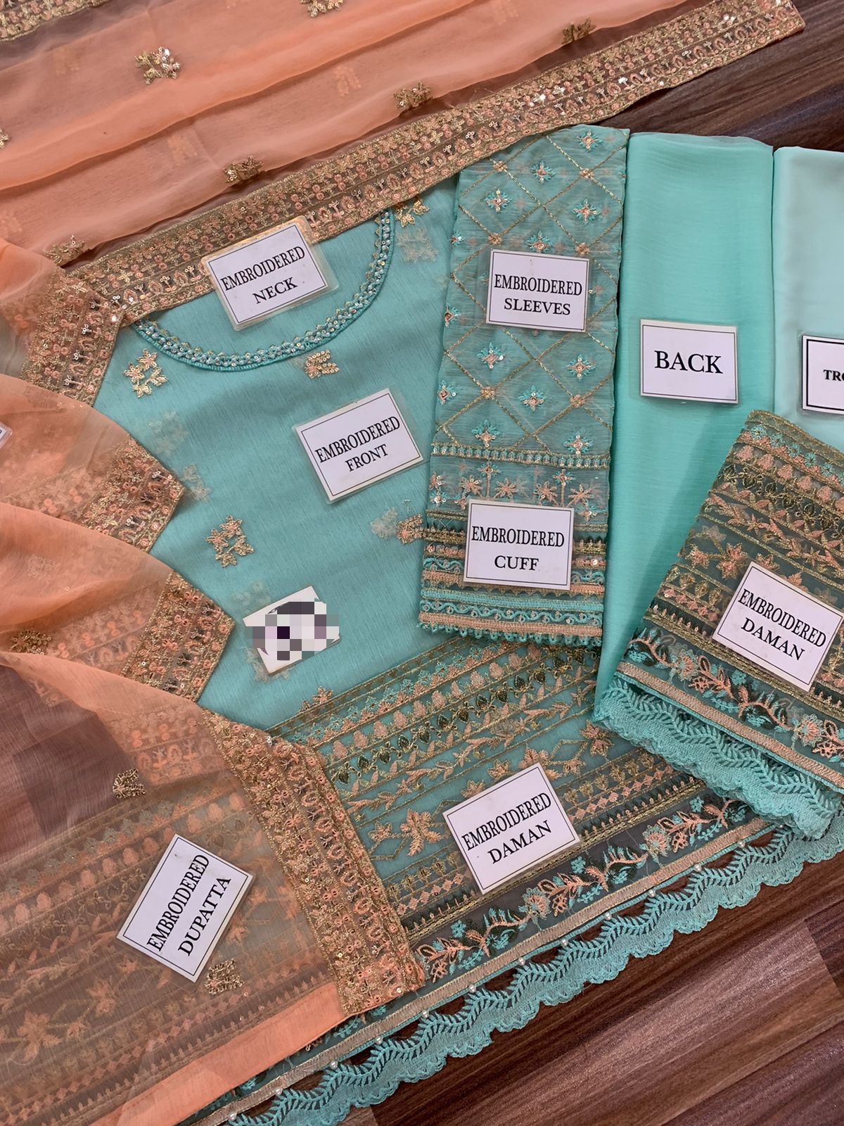 Brand: XENIA Chiffon 2025–2026 Luxury Unstitched 3-Piece Suit FBL