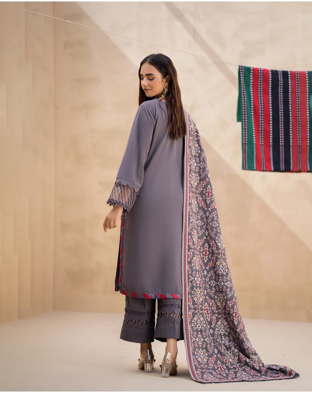 Tana Bana Winter 2025 – Dhanak Embroidered 3PC Unstitched Suit AB