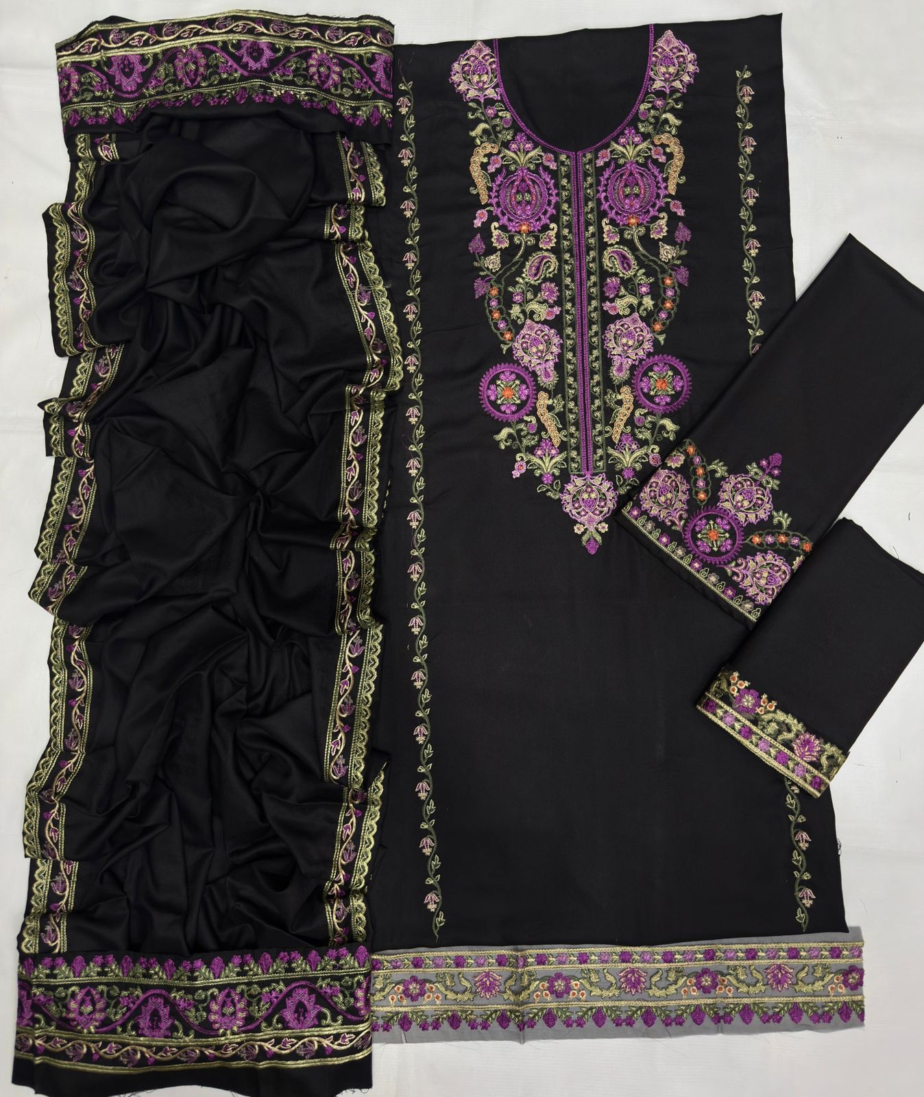 Zara Shahjahan – Winter Collection 2025-3 Pic Unstitched Suit FBL