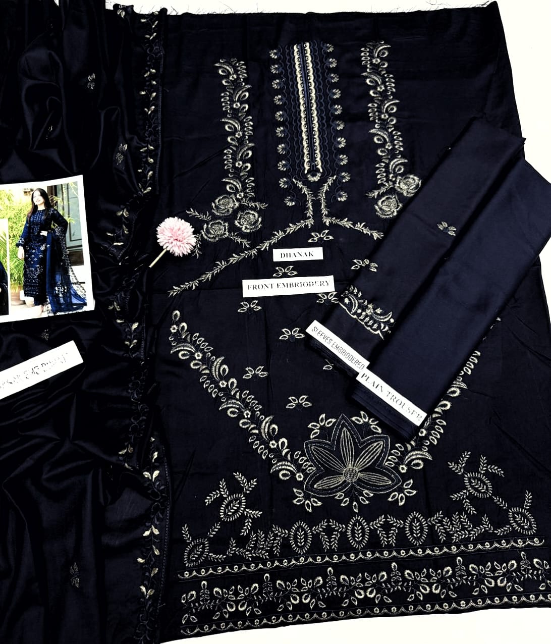 Angan Dhanak Embroidered Unstitched 3PC Suit – Winter Collection 2025 MR