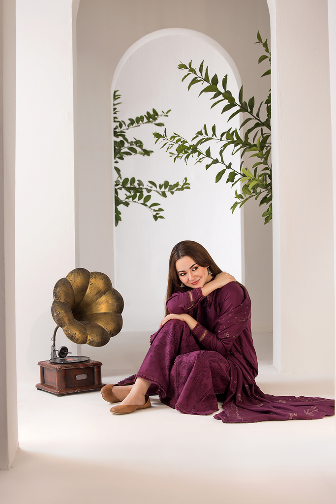 Sobia Nazir Winter 2025 Hot Collection Premium Dhanak  Luxurious-3-Piece Suit AB